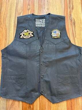 Extreme Biker Vintage Black Leather Motorcycle Vest Size 50 Harley Patch